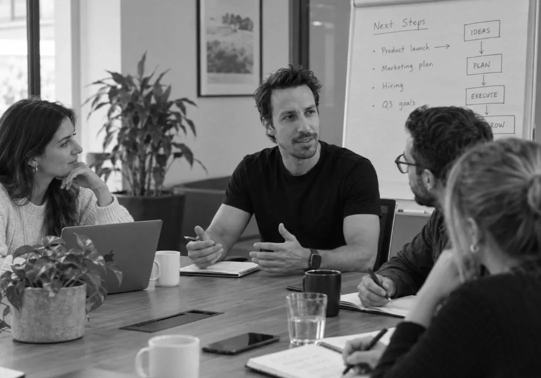 Julien Ioset leading a working session with an SME team